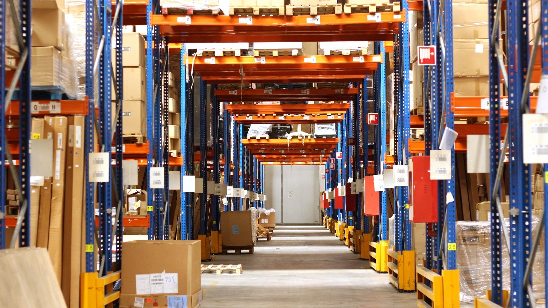 Curso de Operaciones auxiliares de almacenaje